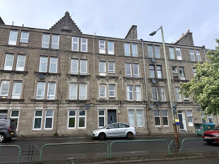 Main image of 1 bedroom Flat for sale, Lyon Street, Dundee, Angus, DD4