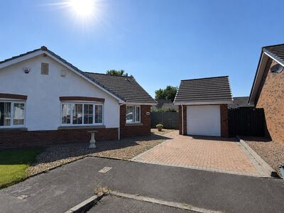 2 bedroom Semi Detached Bungalow for sale