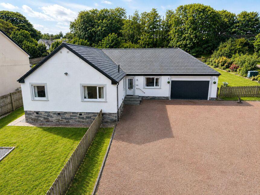 4 bedroom Detached Bungalow for sale