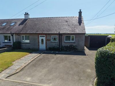 3 bedroom Semi Detached Bungalow for sale