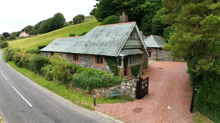Moniaive, 3 bedroom Semi Detached House to rent, &pound;1,200 pcm