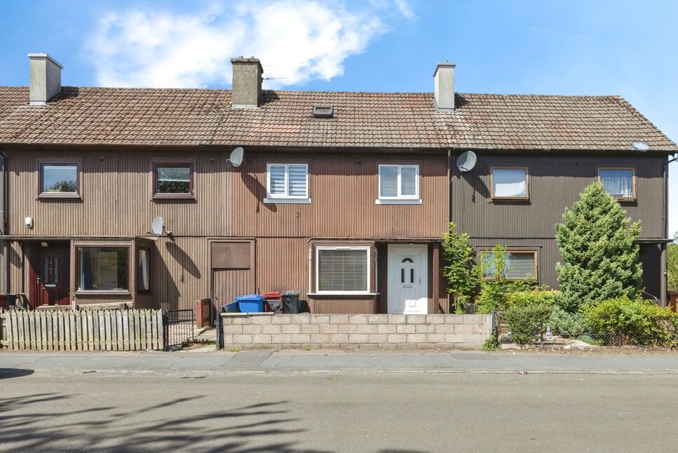 3 bedroom Mid Terrace House for sale