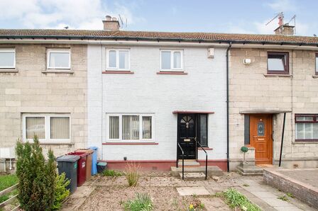 2 bedroom Mid Terrace House to rent