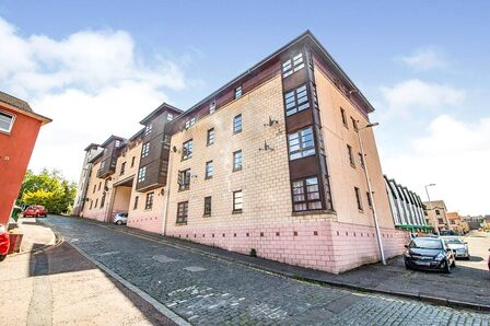 2 bedroom  Flat to rent