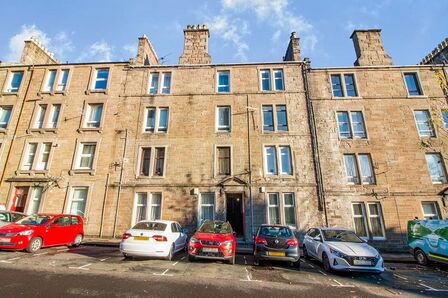 Baldovan Terrace, 1 bedroom  Flat to rent, £650 pcm