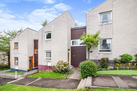 Tweed Crescent, 3 bedroom  House to rent, £975 pcm