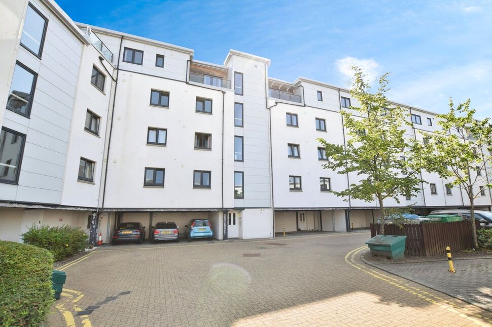 Main image of 2 bedroom  Flat to rent, Vasart Court, Perth, Perth and Kinross, PH1