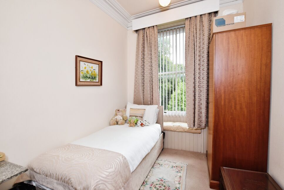 4 bedroom Semi Detached House for sale, Mansion Drive, Dundee, DD4 £