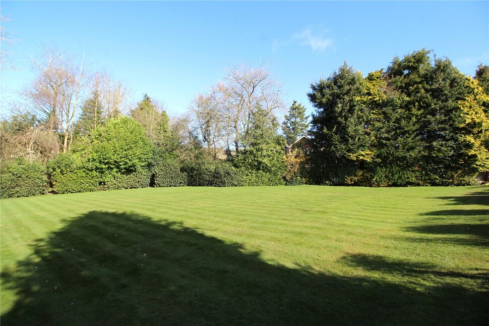 4 bedroom Semi Detached House for sale, Mansion Drive, Dundee, DD4 £