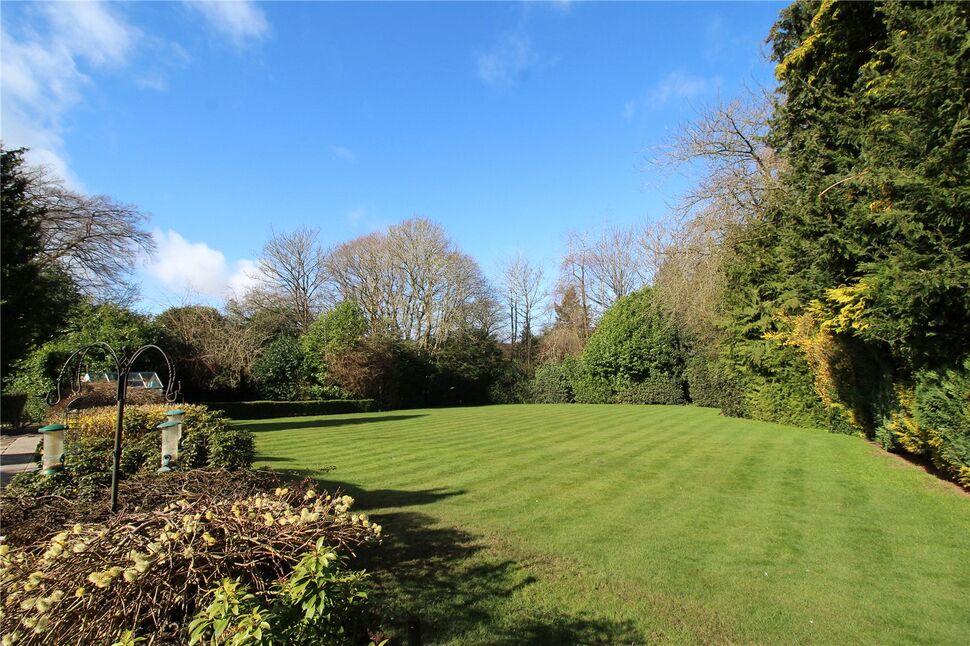 4 bedroom Semi Detached House for sale, Mansion Drive, Dundee, DD4 £