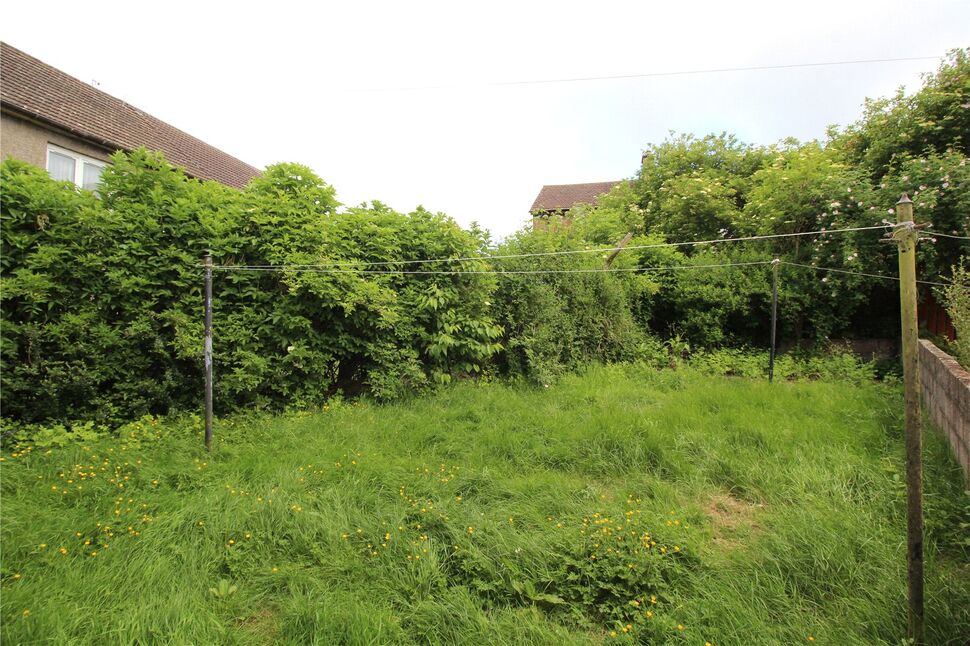 3 bedroom End Terrace House for sale, Fintry Road, Dundee, DD4 £95,000