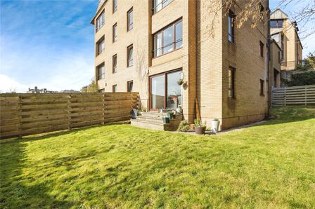 2 bedroom  Flat for sale