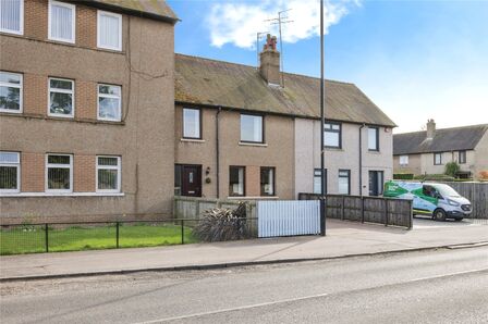 3 bedroom Mid Terrace House for sale