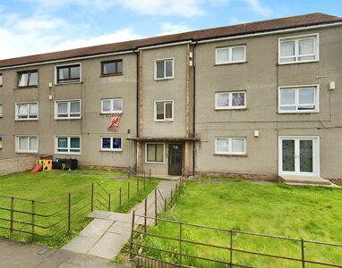 Buttars Place, 3 bedroom  Flat for sale, £70,000