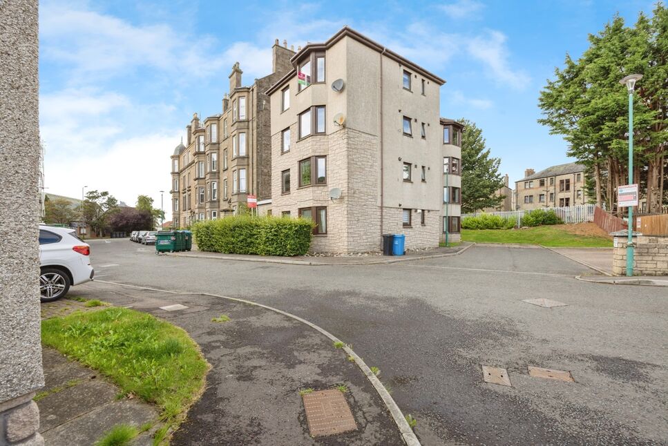 Main image of 2 bedroom Flat for sale, Lytton Street, Dundee, Angus, DD2