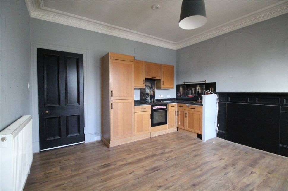 Kitchen / Living Room