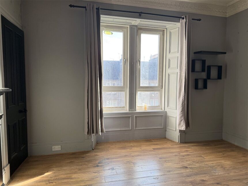 Kitchen / Living Room