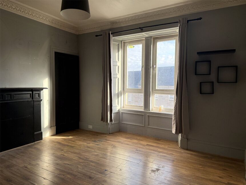 Kitchen / Living Room