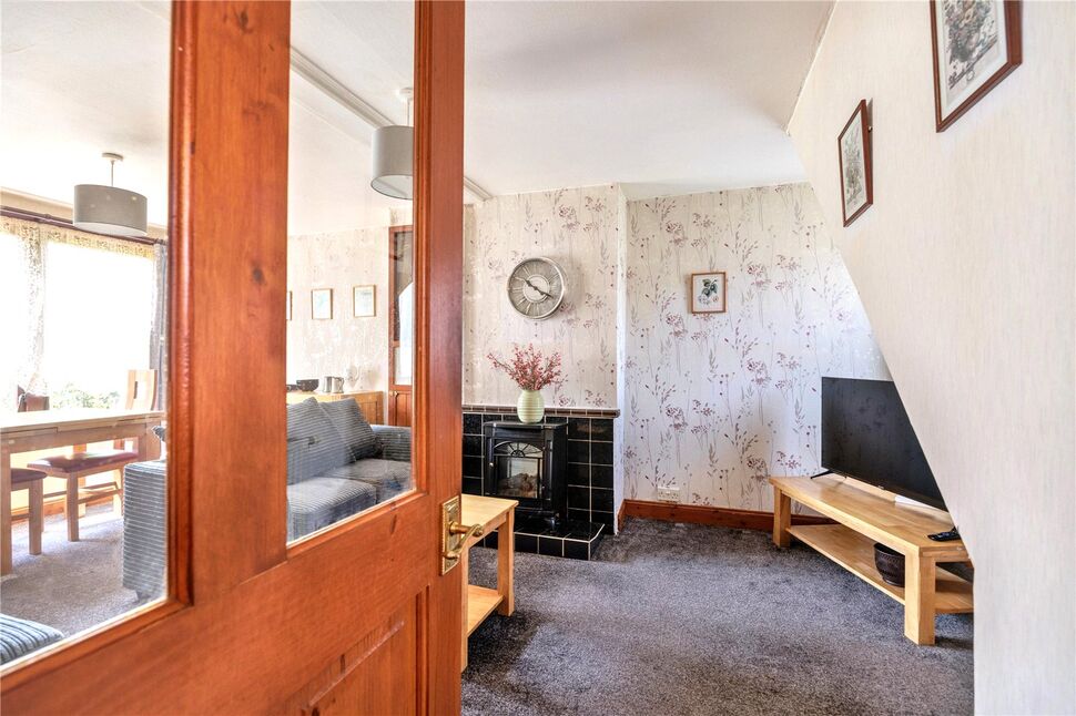 Living Dining Area