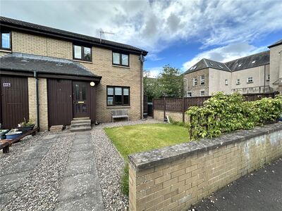 3 bedroom End Terrace House to rent