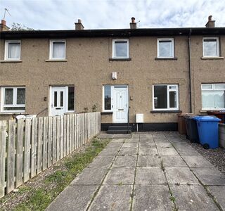 Balmuir Road, 2 bedroom Mid Terrace House to rent, &pound;900 pcm