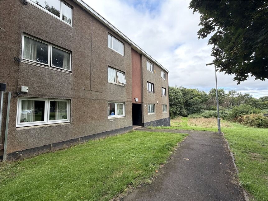 Main image of 2 bedroom Flat to rent, Thurso Crescent, Dundee, Angus, DD2