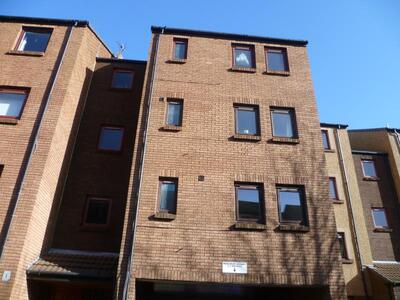 (2) Coxfield, 1 bedroom  Flat to rent, £1,000 pcm