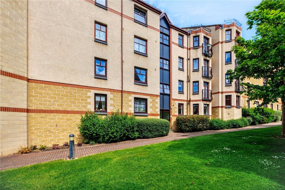 Main image of 2 bedroom Flat for sale, West Bryson Road, Edinburgh, Midlothian, EH11