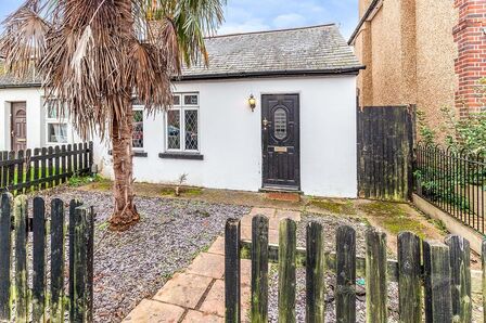 Bond Street, 3 bedroom Semi Detached House to rent, £2,200 pcm