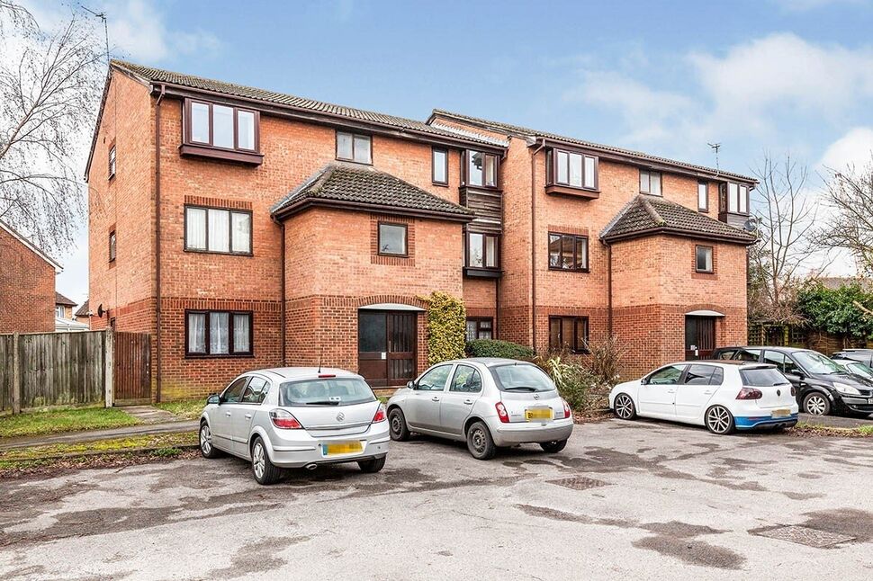 Main image of 1 bedroom Flat to rent, Quincy Road, Egham, Surrey, TW20