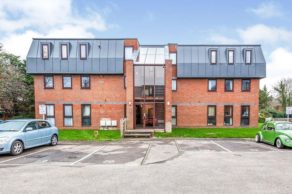 Main image of 1 bedroom Flat to rent, Church Road, Egham, Surrey, TW20