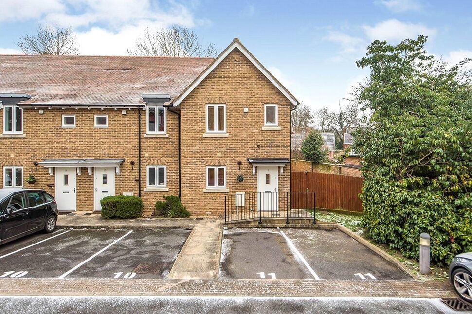 Main image of 3 bedroom House to rent, Egham Hill, Egham, Surrey, TW20
