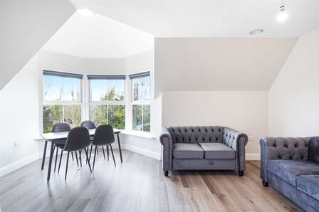 2 bedroom  Flat to rent