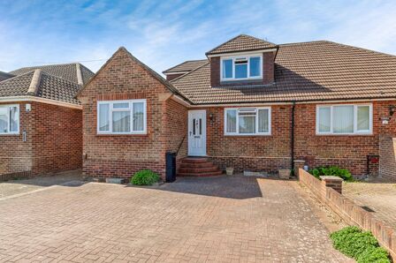 4 bedroom Semi Detached Bungalow for sale