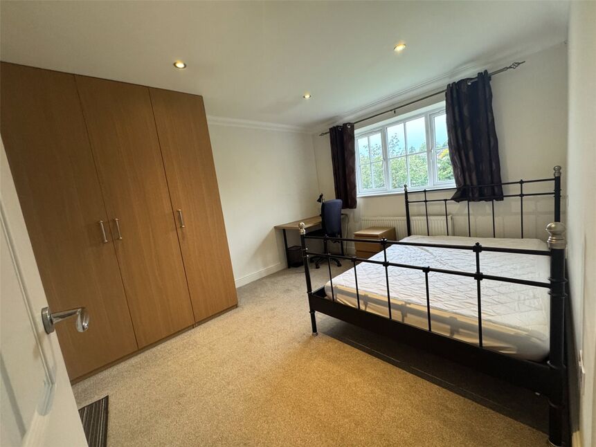 Main image of 1 bedroom Detached Room to rent, Limes Road, Egham, Surrey, TW20