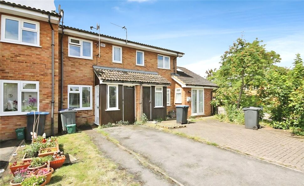 Main image of 1 bedroom Mid Terrace House to rent, Pond Road, Egham, Surrey, TW20