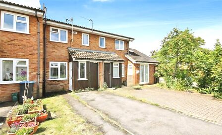 Pond Road, 1 bedroom Mid Terrace House to rent, £1,300 pcm
