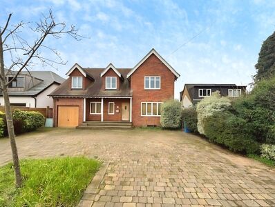 Fairfield Approach, 4 bedroom Detached House to rent, &pound;4,500 pcm