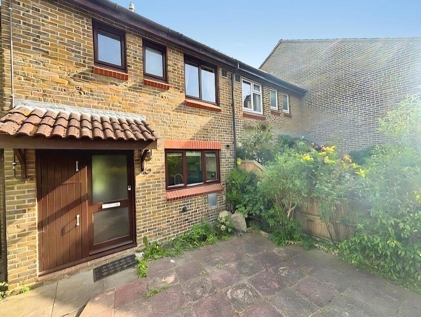 Main image of 3 bedroom Mid Terrace House to rent, School Lane, Egham, Surrey, TW20