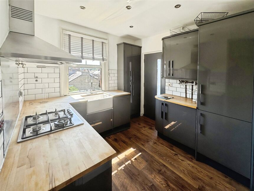 Main image of 3 bedroom Flat to rent, High Street, Egham, Surrey, TW20
