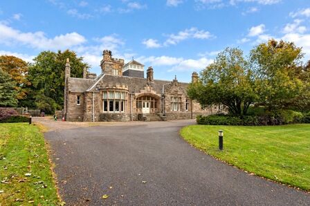 Lesmurdie House, 1 bedroom Flat to rent, &pound;600 pcm