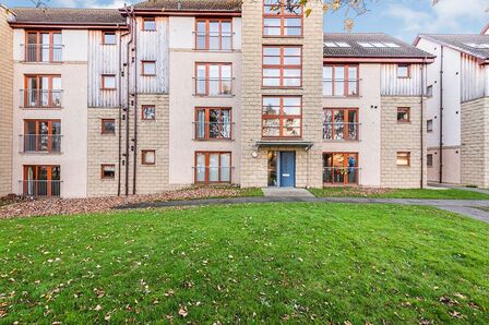 2 bedroom  Flat to rent