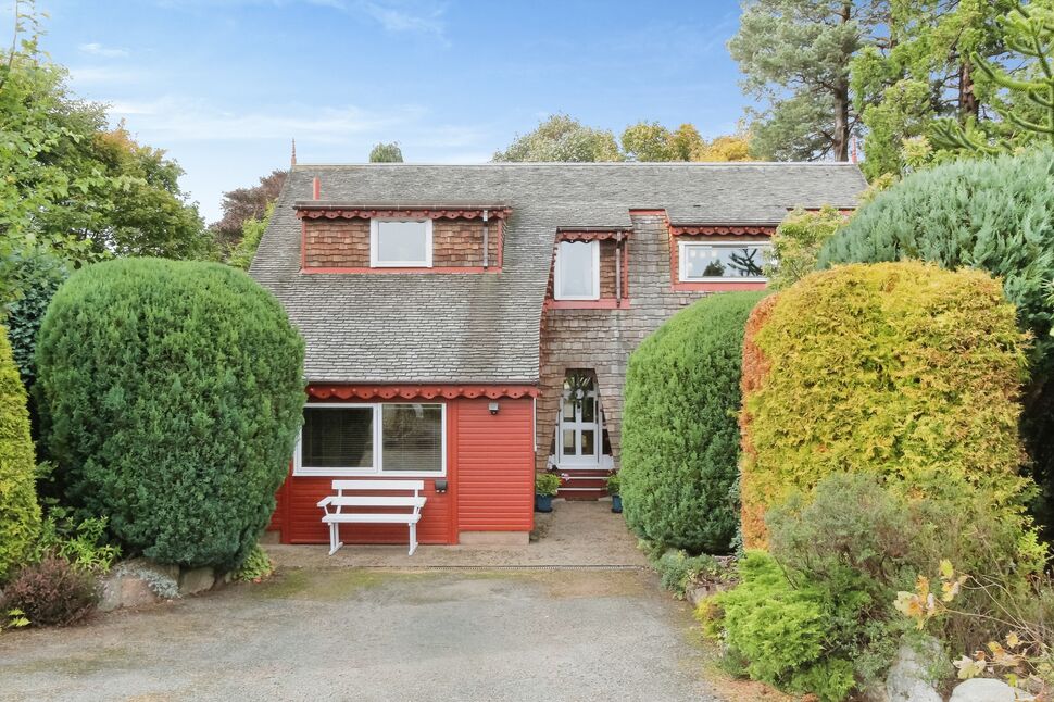 2 bedroom Detached House for sale, Aberlour, Moray, AB38 £375,000