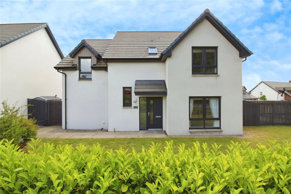 Main image of 4 bedroom Detached House to rent, Cawdor Avenue, Elgin, Moray, IV30