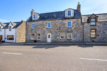 5 bedroom End Terrace House for sale