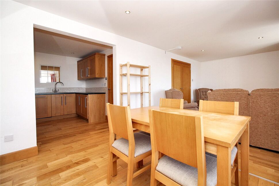 Lounge / Dining Room