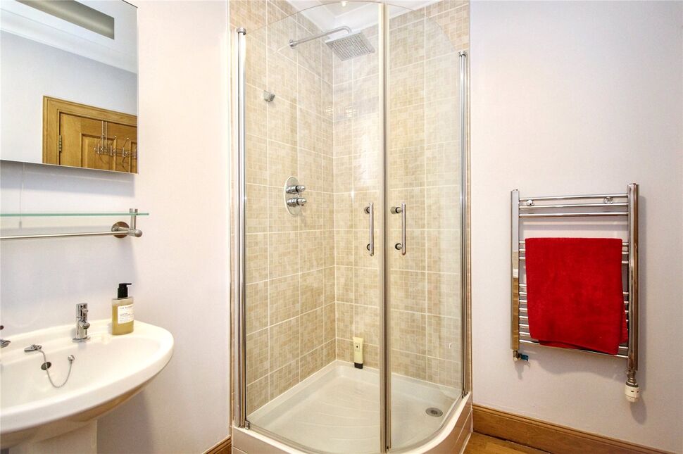 En-Suite 1