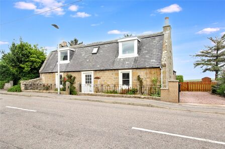 Cummingston, 4 bedroom Detached House for sale, £325,000