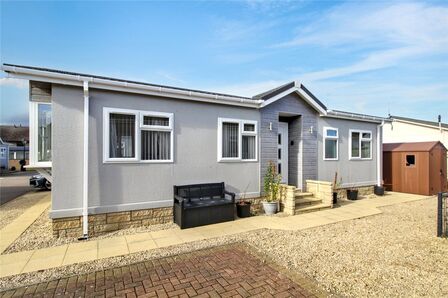Ashgrove Park, 2 bedroom Detached Bungalow for sale, £110,000