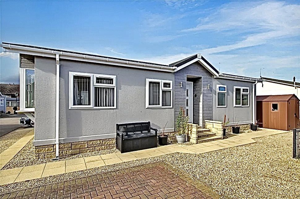Main image of 2 bedroom Detached Bungalow for sale, Ashgrove Park, Elgin, Moray, IV30